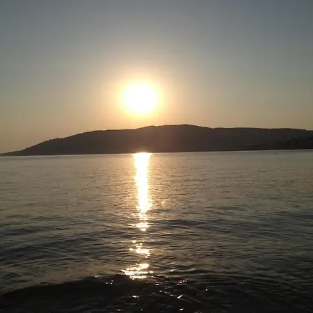Maniati Chrissi Ammos