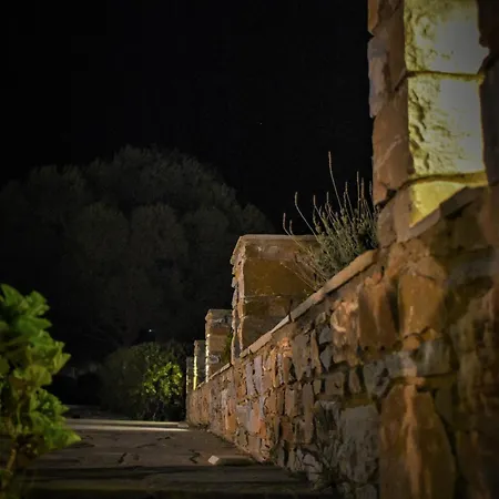 Maniati * Agios Petros (Andros)
