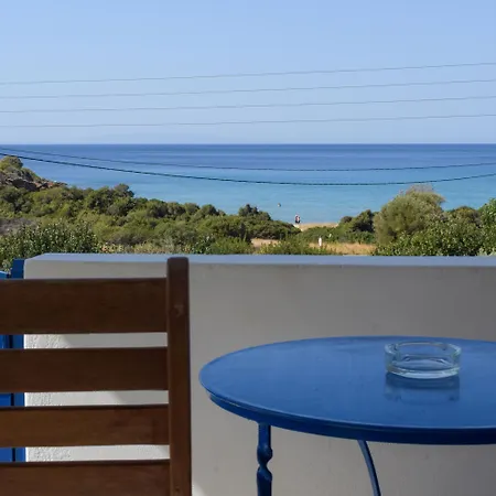 Apartment Maniati *